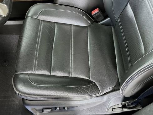 Used 2019 GMC Yukon Denali w/ Denali Ultimate Package AWD/4WD image 30
