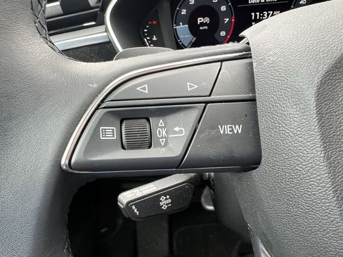 Certified 2023 Audi Q3 2.0T Premium w/ Convenience Package AWD/4WD image 19