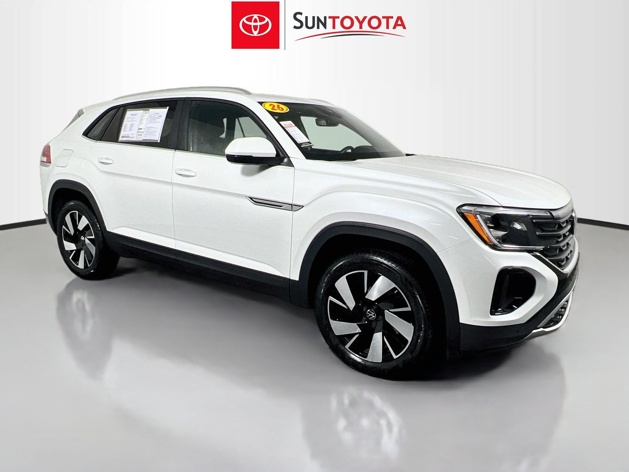 Used 2026 Volkswagen Atlas Cross Sport SE FWD image 1