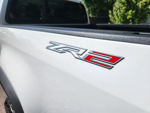 Used 2022 Chevrolet Colorado ZR2 w/ ZR2 Dusk Special Edition image 21