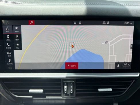 Certified 2019 Porsche Cayenne Turbo AWD/4WD image 35