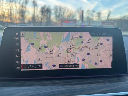 Used 2019 BMW 540i xDrive w/ Executive Package image 10