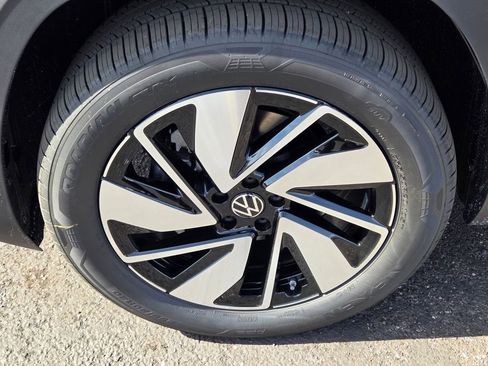 New 2026 Volkswagen Atlas SEL image 5