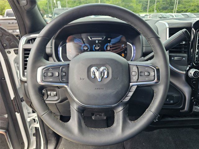 Used 2026 RAM 2500 Laramie AWD/4WD image 21