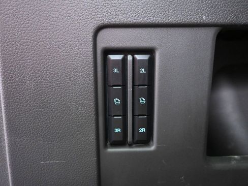 Used 2021 Ford Expedition Limited image 13