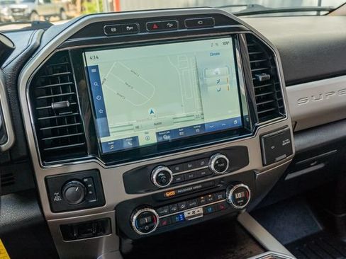 Used 2022 Ford F250 Lariat w/ Lariat Value Package AWD/4WD image 26