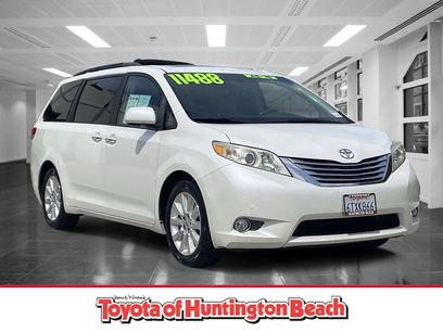 Used 2012 Toyota Sienna Limited w/ Premium Pkg