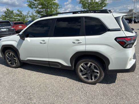 Certified 2025 Subaru Forester Limited AWD/4WD image 16