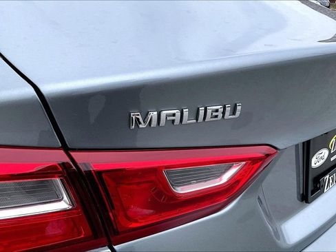 Used 2023 Chevrolet Malibu LT image 8