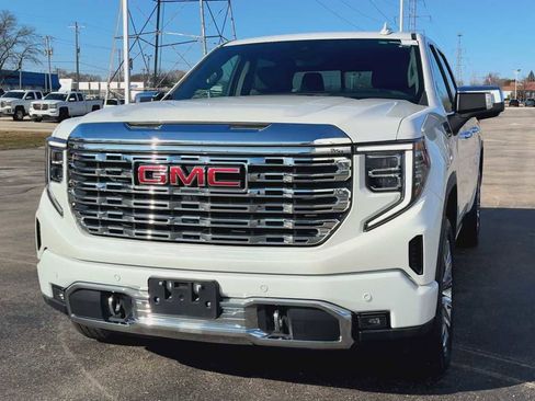 Certified 2023 GMC Sierra 1500 Denali image 7