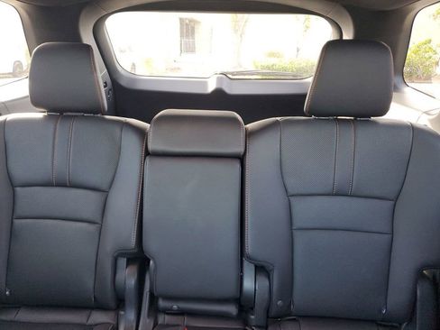 Used 2023 Honda Passport TrailSport image 5