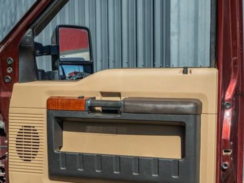 Used 2016 Ford F450 King Ranch w/ King Ranch w/Chrome Package image 43