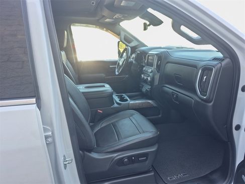 Used 2021 GMC Sierra 2500 Denali w/ Denali Ultimate Package image 19
