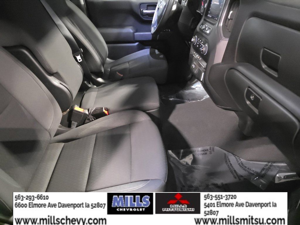 Used 2023 Chevrolet Silverado 1500 Custom AWD/4WD image 20