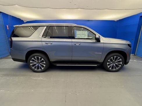 New 2026 Chevrolet Tahoe High Country w/ Sun And Tow Package AWD/4WD image 8