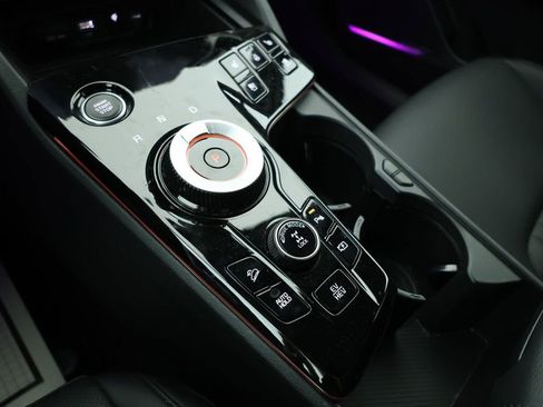 Used 2024 Kia Sportage X-Line Prestige image 15