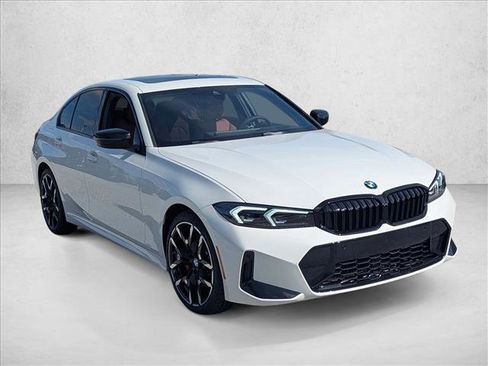 New 2026 BMW 330i Sedan w/ M Sport Package image 6