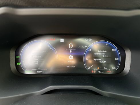 Used 2023 Toyota RAV4 Limited image 20