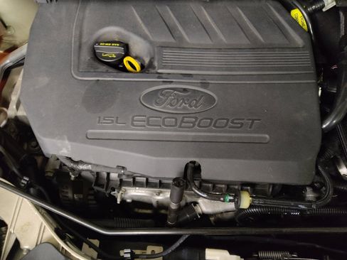 Used 2017 Ford Escape SE AWD/4WD image 30