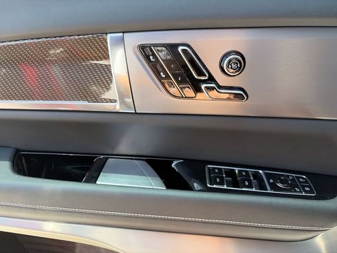 Used 2026 Cadillac Vistiq Luxury AWD/4WD image 31