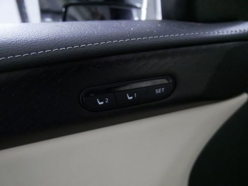 Used 2023 INFINITI QX60 Sensory w/ Cargo Package image 16