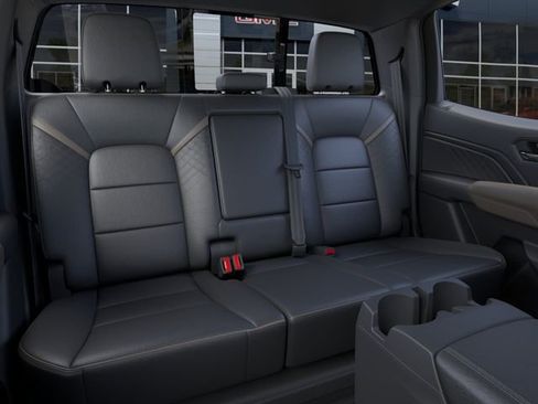 New 2026 GMC Canyon Denali w/ LPO, Denali Black Edition AWD/4WD image 17