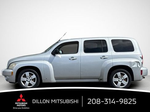 Used 2009 Chevrolet HHR LS FWD image 7