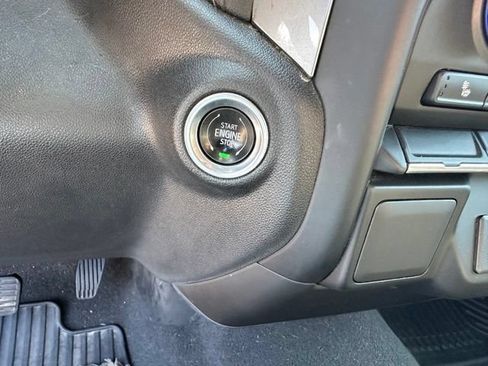Used 2021 Chevrolet Silverado 1500 LT AWD/4WD image 19