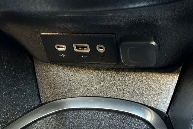 Used 2024 Chevrolet Malibu LT FWD image 38