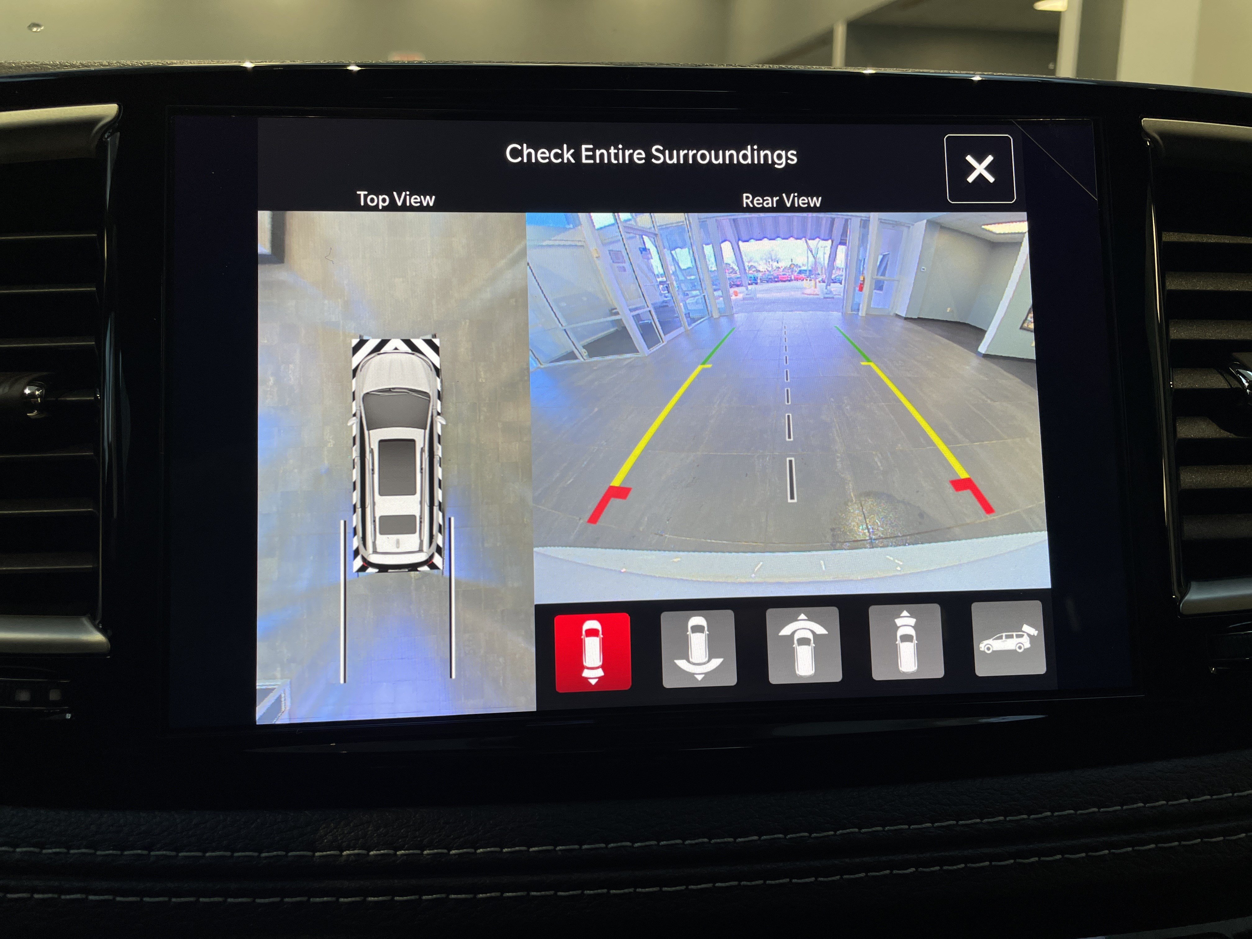Used 2026 Chrysler Pacifica Select FWD image 26
