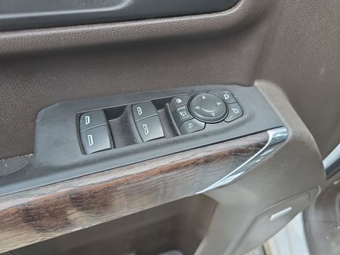 Used 2023 GMC Sierra 3500 Denali AWD/4WD image 7