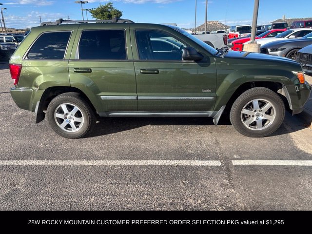 Used 2008 Jeep Grand Cherokee Laredo AWD/4WD image 4