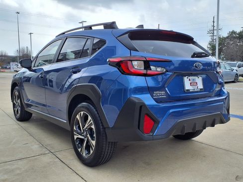 Certified 2025 Subaru Crosstrek 2.0i Premium image 3