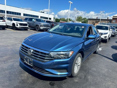 Used 2019 Volkswagen Jetta S w/ Driver Assistance Package FWD image 3