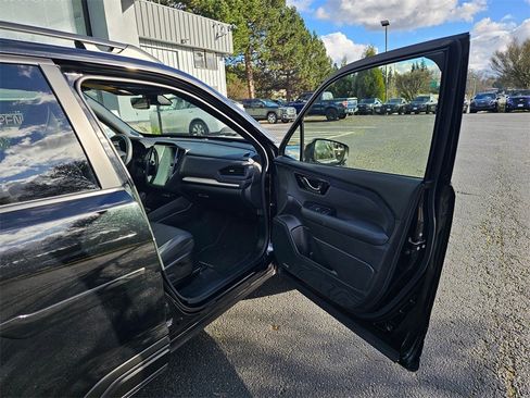 Certified 2025 Subaru Forester Limited w/ Popular Package #1 image 10