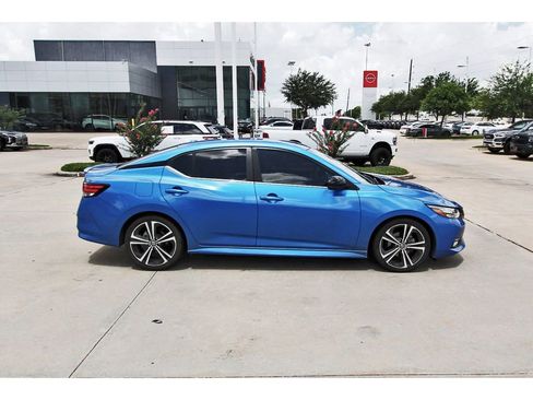 Used 2020 Nissan Sentra SR FWD image 7