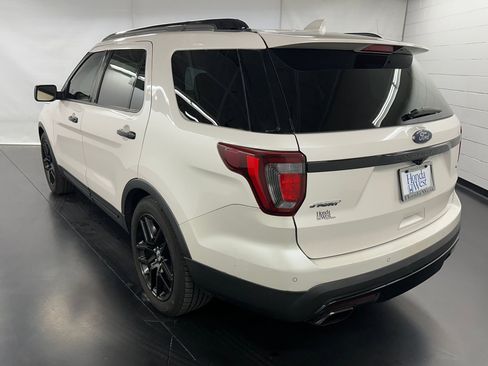 Used 2017 Ford Explorer Sport w/ Equipment Group 401A image 3