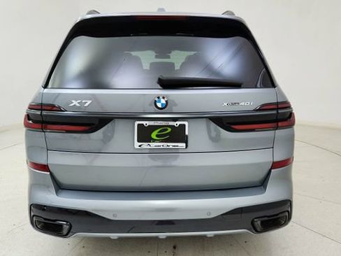 Used 2026 BMW X7 xDrive40i image 5