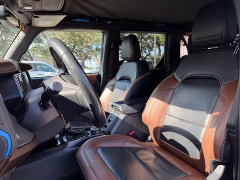 Used 2022 Ford Bronco Outer Banks AWD/4WD image 7