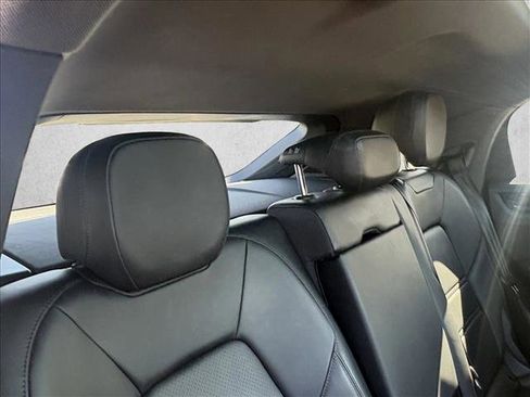 Used 2020 Porsche Cayenne E-Hybrid Coupe AWD/4WD image 20