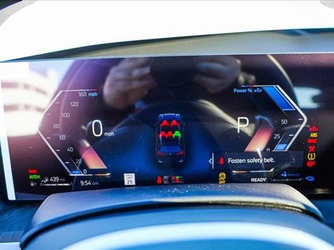 New 2026 BMW X5 xDrive50e w/ M Sport Package image 14