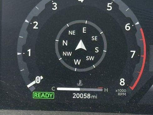 Used 2025 Toyota Tacoma TRD Pro AWD/4WD image 15