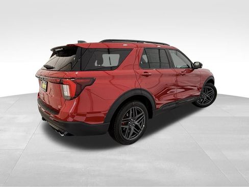 New 2026 Ford Explorer ST w/ Sun And Sound Package image 7