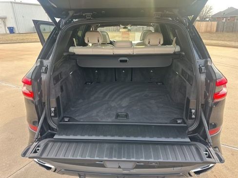 Used 2019 BMW X5 xDrive50i w/ M Sport Package AWD/4WD image 29