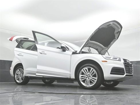 Used 2018 Audi Q5 Prestige w/ Prestige Package image 55