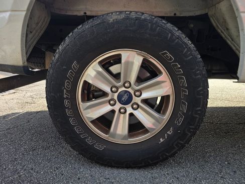 Used 2018 Ford F150 XLT image 13