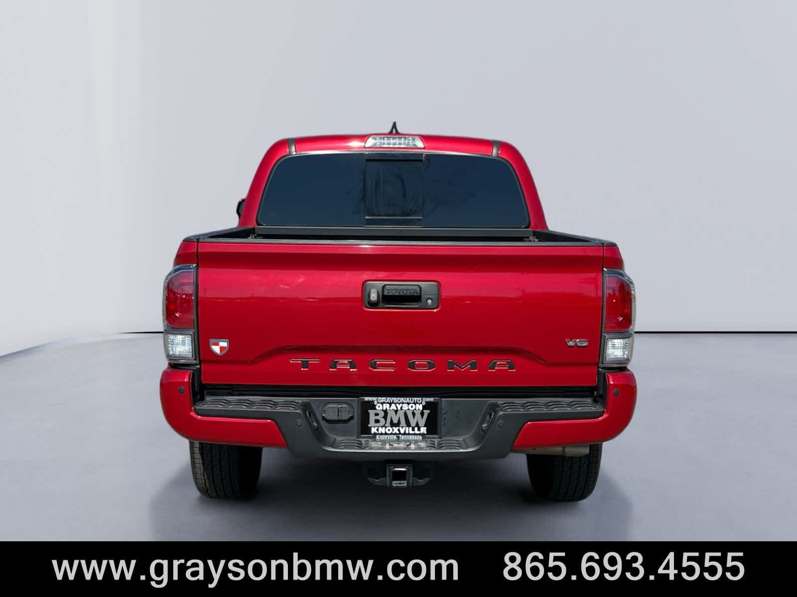 Used 2023 Toyota Tacoma TRD Sport w/ Technology Package AWD/4WD image 4