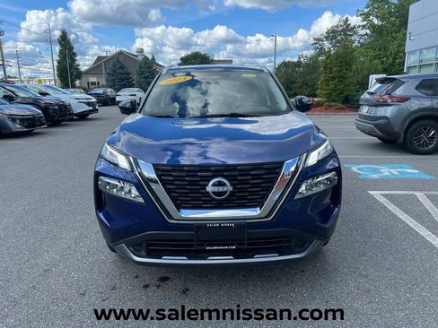 Used 2023 Nissan Rogue SL AWD/4WD image 2