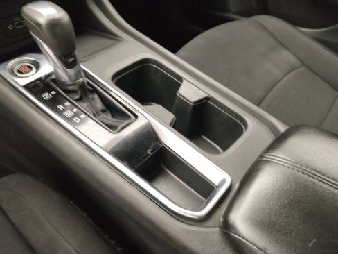 Used 2020 Nissan Sentra S FWD image 26