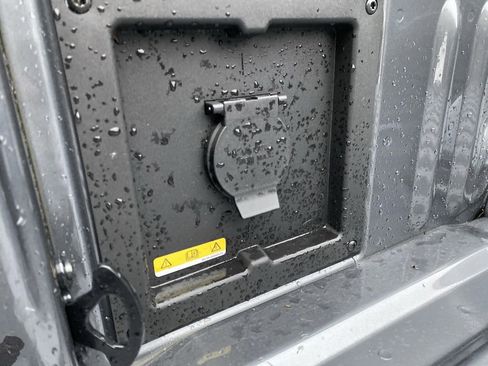 New 2025 Ford F150 XLT w/ Equipment Group 301A Standard image 15